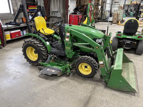 2011 John Deere 2320