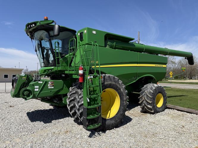 John Deere S780