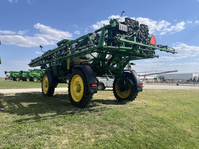 John Deere 412R