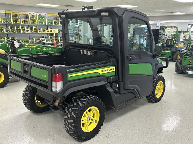 John Deere XUV 835M