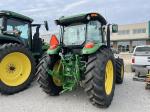 John Deere 6135E