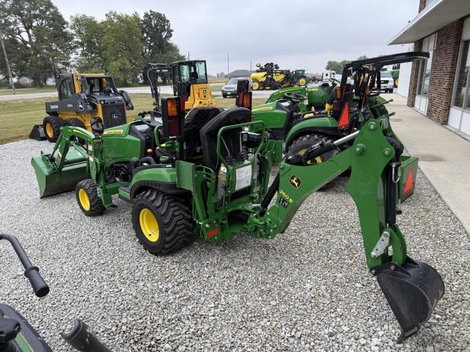 John Deere 1025R