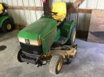 John Deere 425