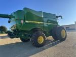 John Deere S780