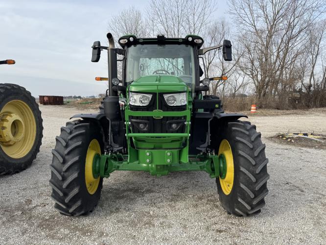 John Deere 6R 145