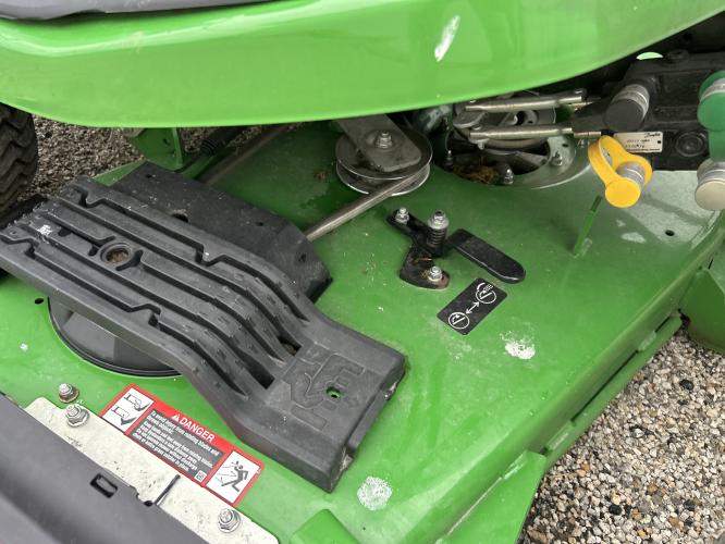 John Deere X754