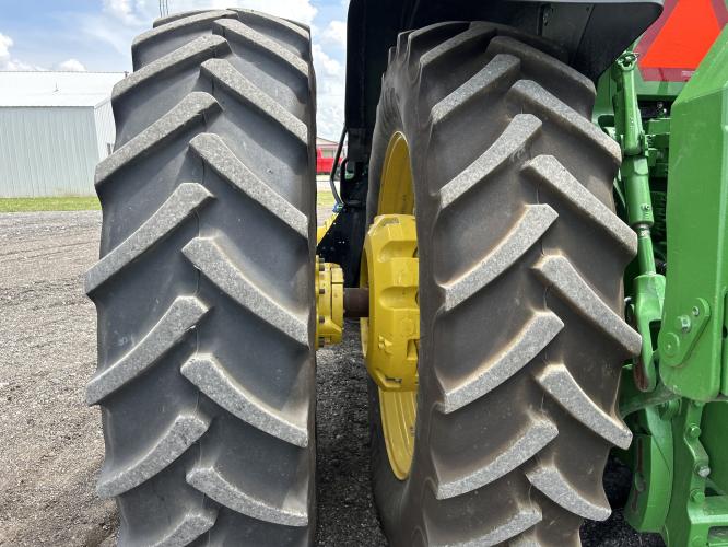 John Deere 8R 410