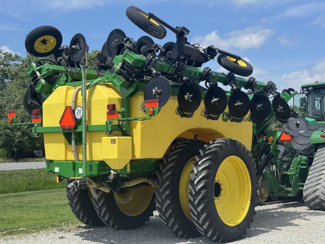 John Deere 2530L