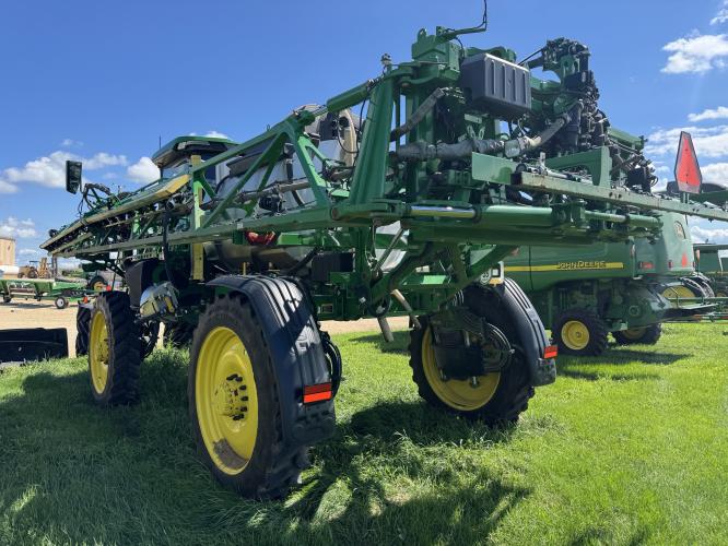 John Deere 412R