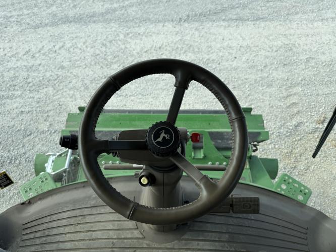 John Deere S760