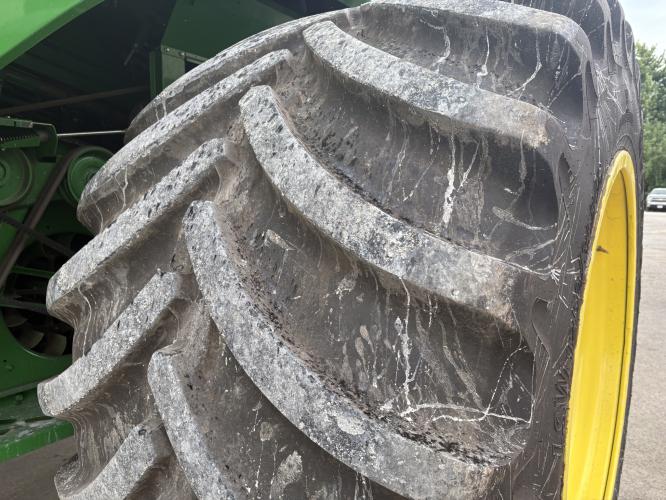John Deere S780