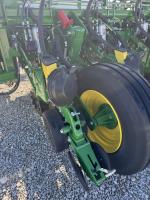 John Deere 1775NT