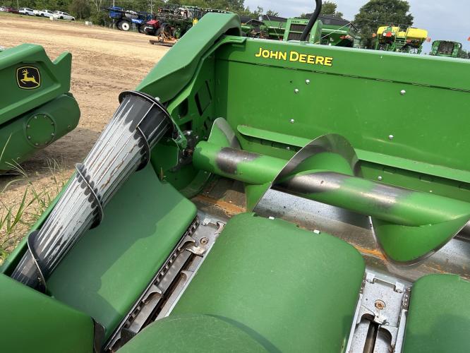 John Deere C8R