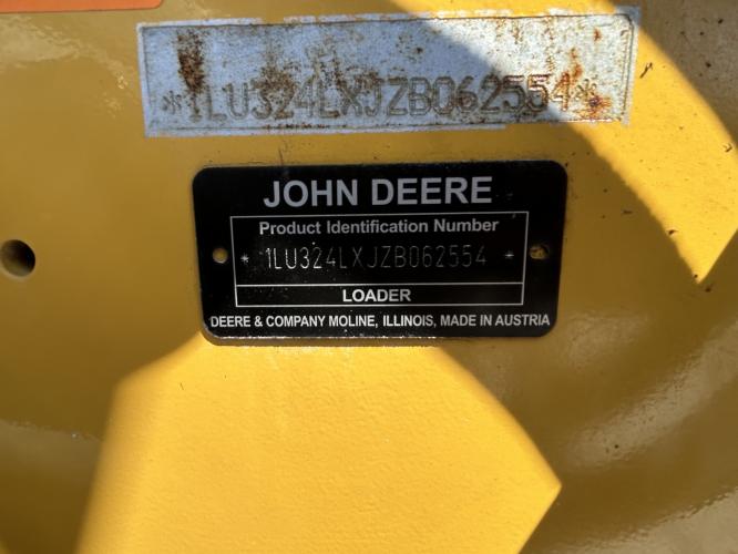 John Deere 324L