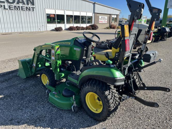 John Deere 1025R