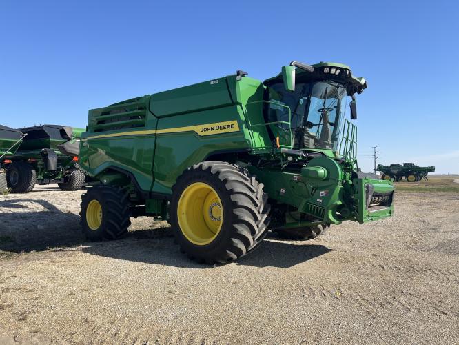 John Deere X9 1000