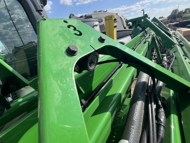 John Deere 412R