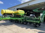 John Deere 1790