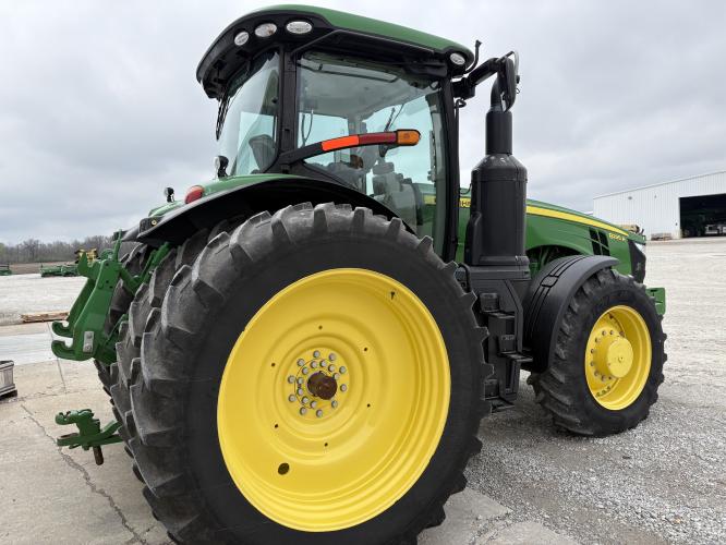 John Deere 8295R