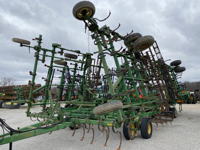 John Deere 980