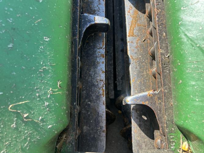 John Deere 608C