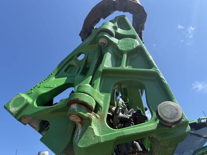 John Deere 412R