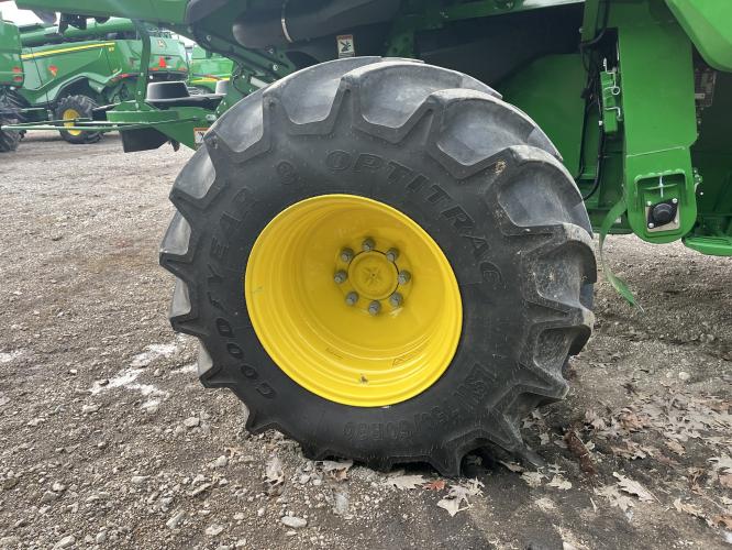 John Deere S7 800