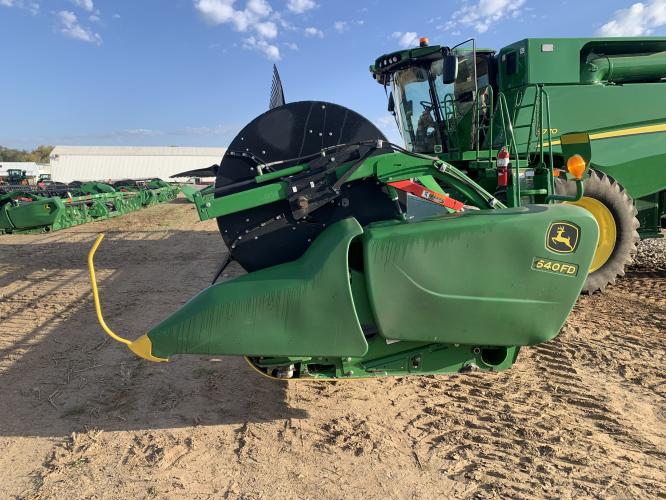 John Deere 640FD