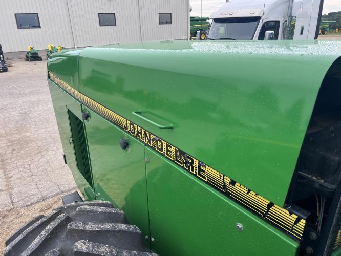 John Deere 8770