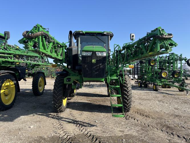 John Deere 412R