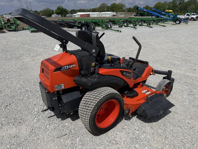 Kubota ZD1211