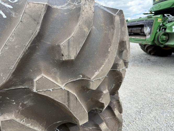 Goodyear 30.5x32