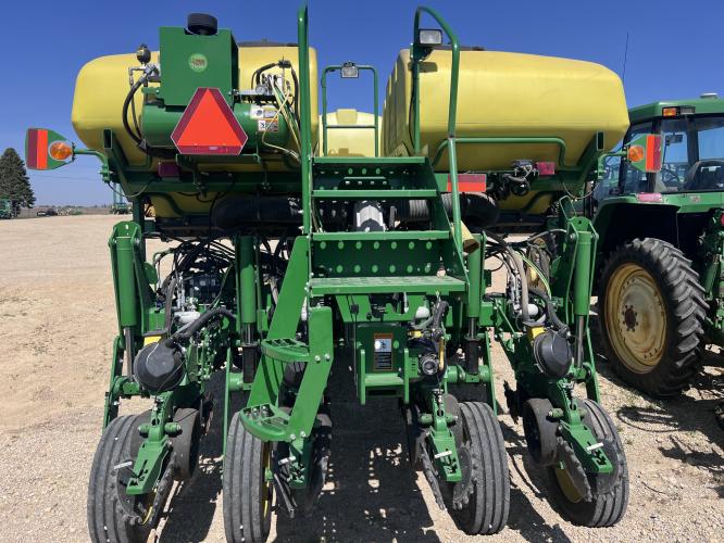 John Deere 1775NT
