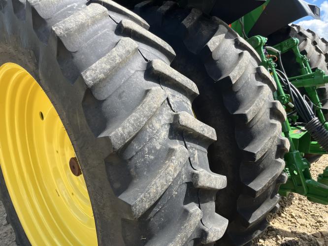 John Deere 8R 370