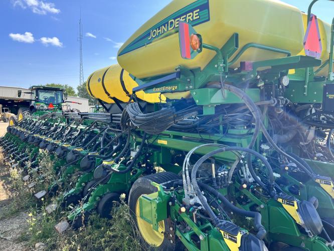 John Deere DB90