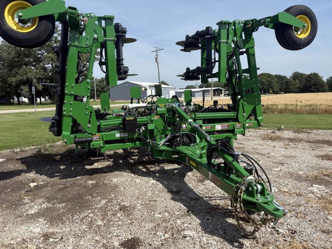 John Deere 2510H