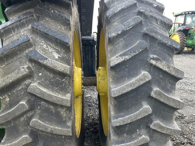 John Deere 8320R
