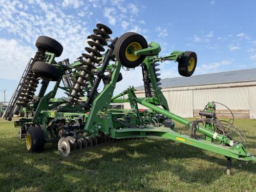 2024 John Deere 2660VT
