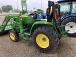 John Deere 3033R