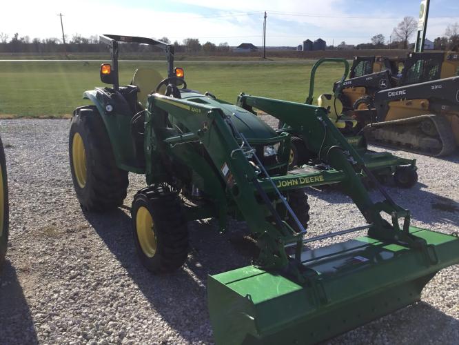 John Deere 4052R