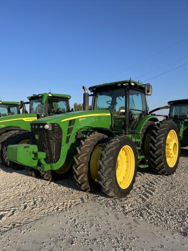 John Deere 8270R