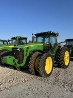 John Deere 8270R