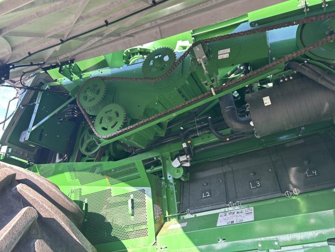 John Deere S780