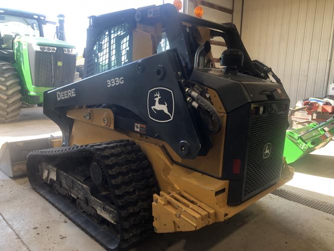 John Deere 333G