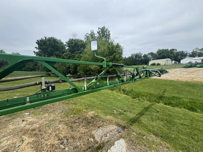 John Deere R4038