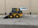 John Deere 320G