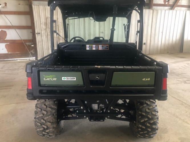 John Deere 865M