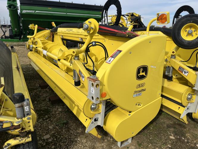 John Deere NEW 659