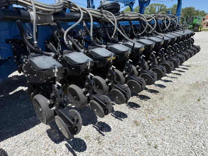 Kinze 4705