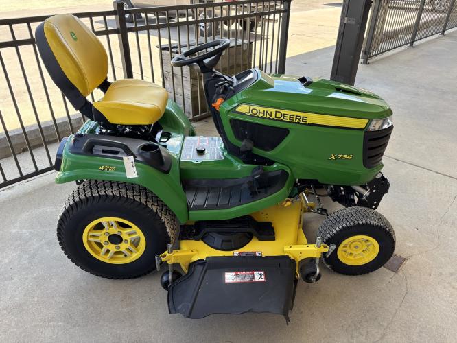John Deere X734